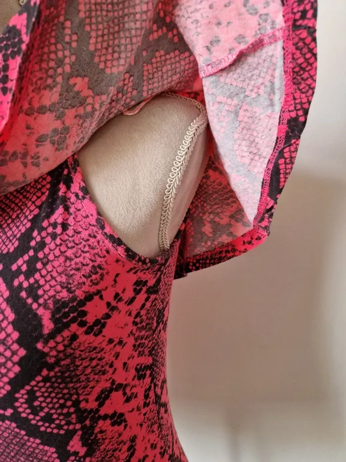 Body Jennyfer effet serpent taille L rose fluo - photo numéro 2