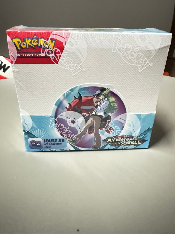Display Pokémon EV9 aventure ensemble FR scellé