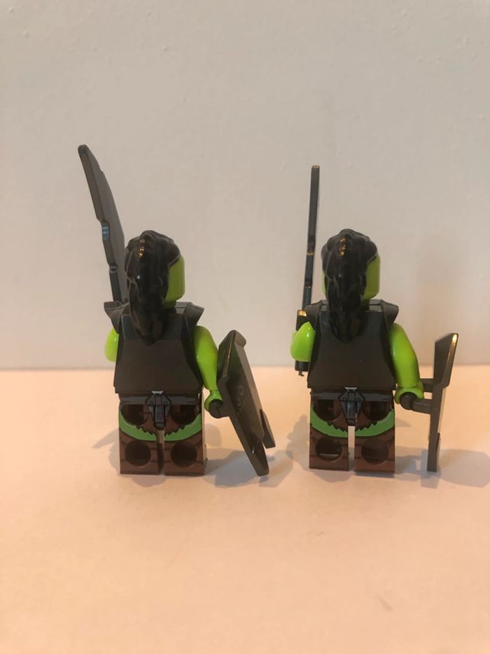 Figurine type lego 2 orcs le seigneur des anneaux/Hobbit - photo numéro 3