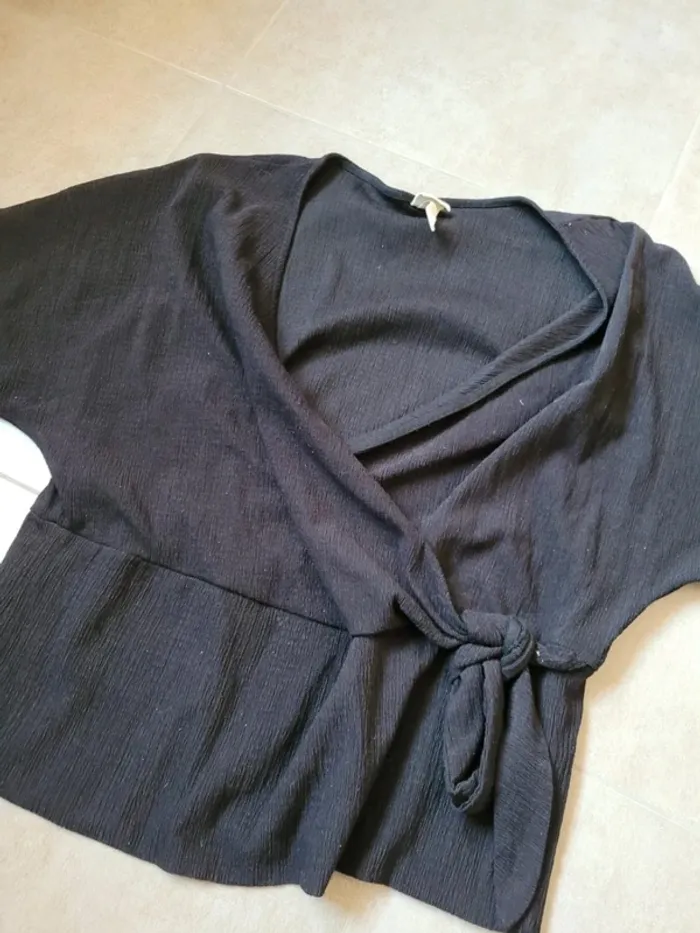 Blouse cache cœur noir h&m taille L - photo numéro 2