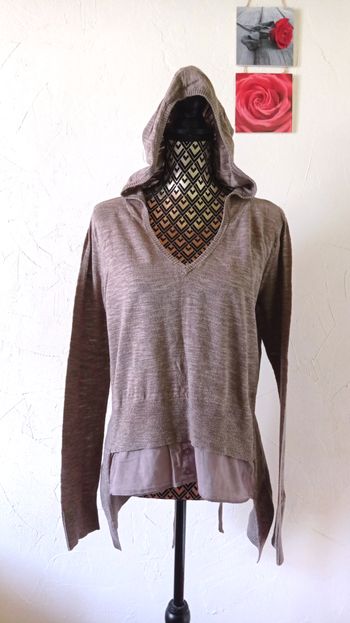 🌸Pull fin à capuche, Miss captain, taille 36