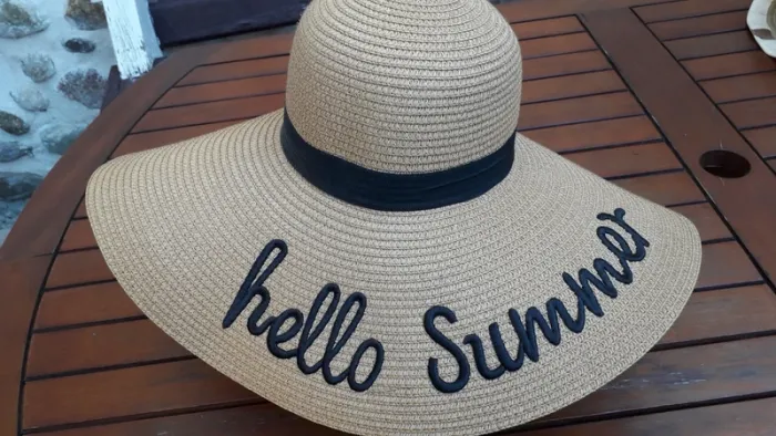 Chapeau d'été en paille - photo numéro 3
