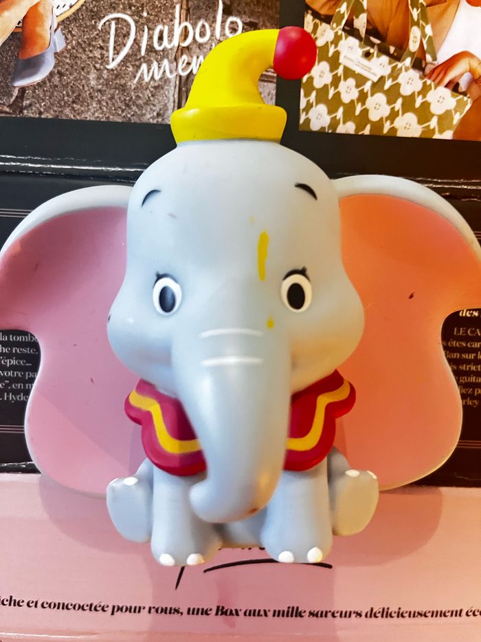 Livre Disney mes premiers amis : Dumbo, inclus la figurine - photo numéro 3