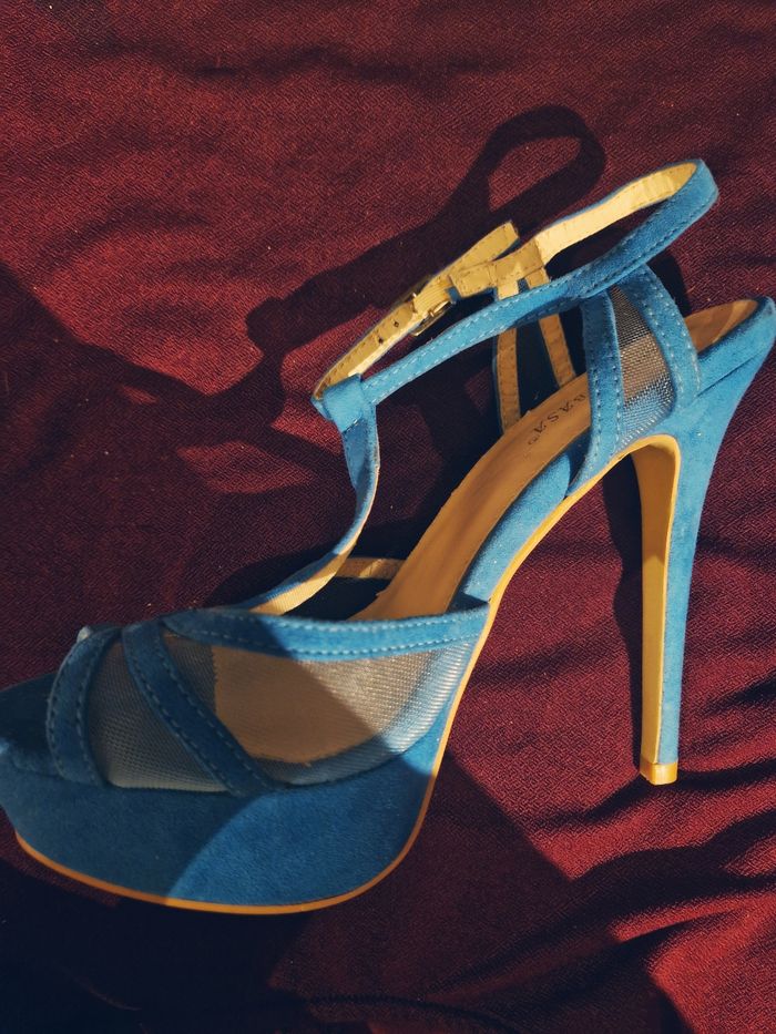 Sandales à talon - photo numéro 2