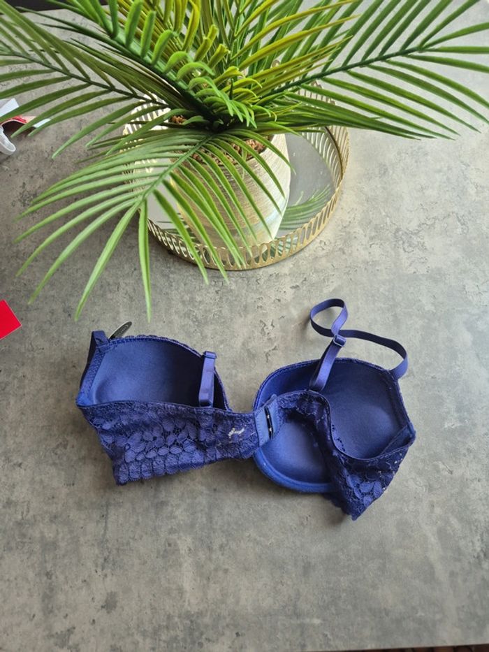 Soutien gorge - photo numéro 2