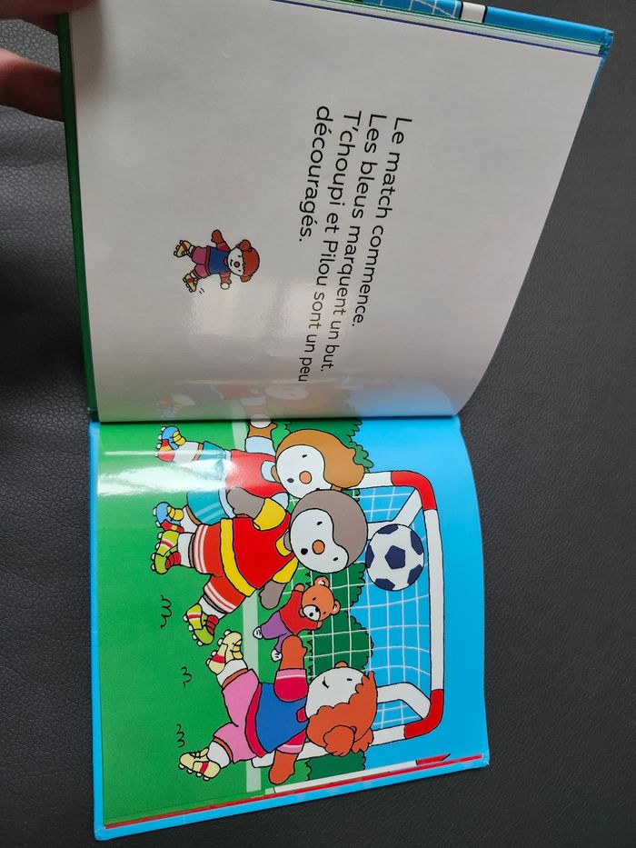 Livre enfant t'choupi champion de foot nathan - photo numéro 10