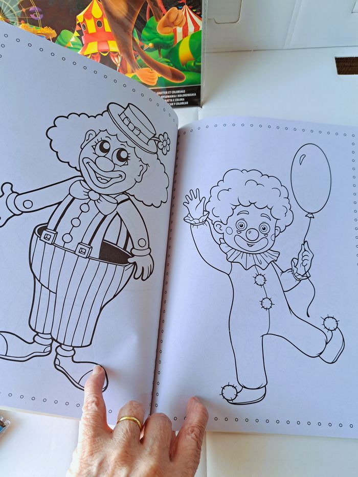 Lot activités - le cirque - NEUF - photo numéro 7