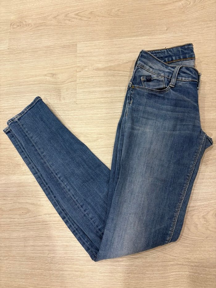 Pantalon jean bleu TDC - photo numéro 4