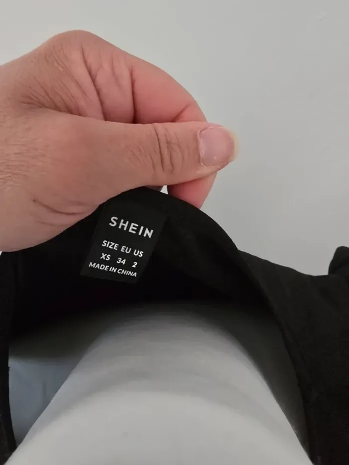 Robe shein - photo numéro 2