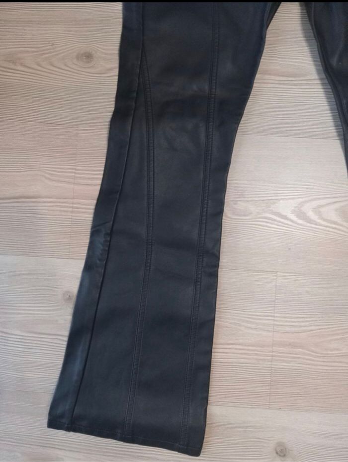 Pantalon en cuir - photo numéro 4