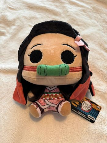 Peluche nezuko démon slayer
