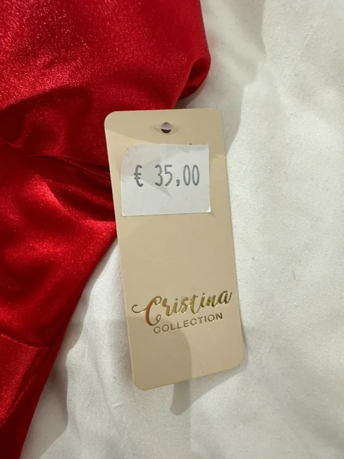 Robe de soirée rouge - photo numéro 4