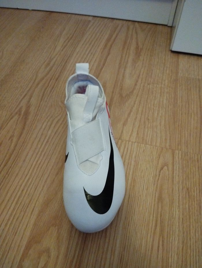 Crampons Nike air zoom taille 38 - photo numéro 2