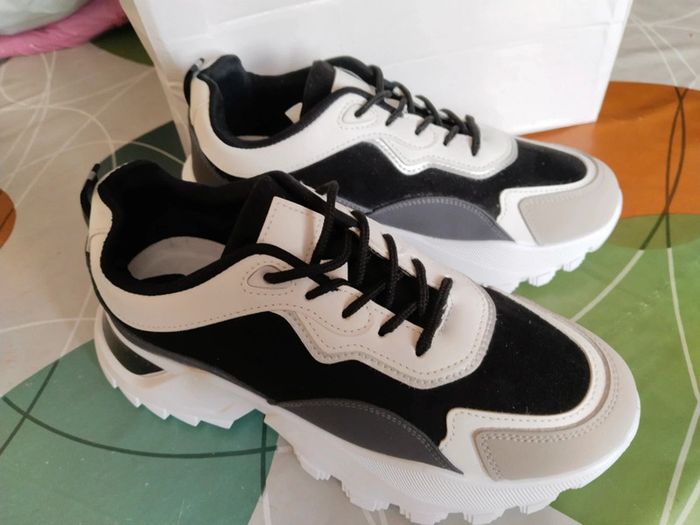 Baskets sneakers femme pointure 40 - photo numéro 2