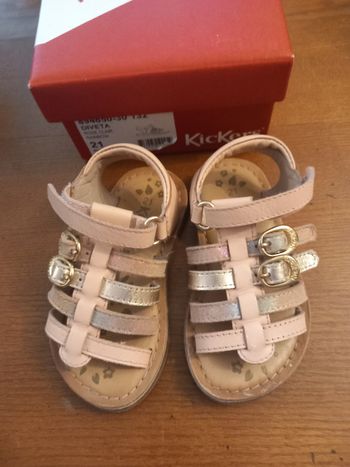 Sandales taille 21