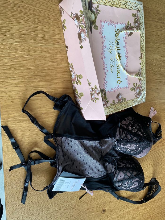 Lingeries neuve soleil  sucre