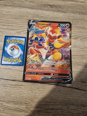 Carte pokémon jumbo simiabraz V promo swsh252 année 2022