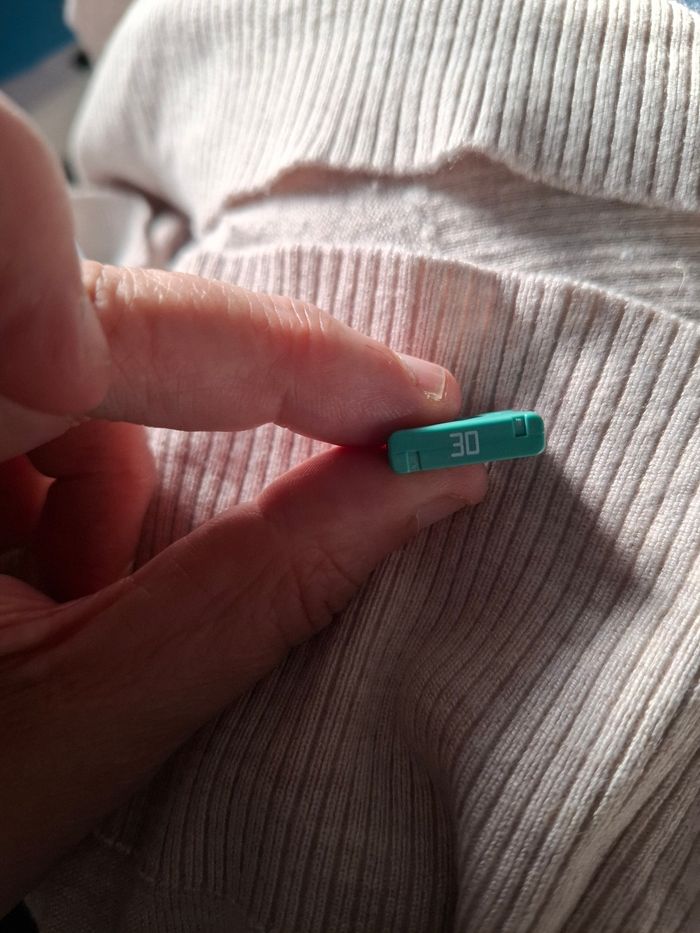 Fusible de voiture - photo numéro 3