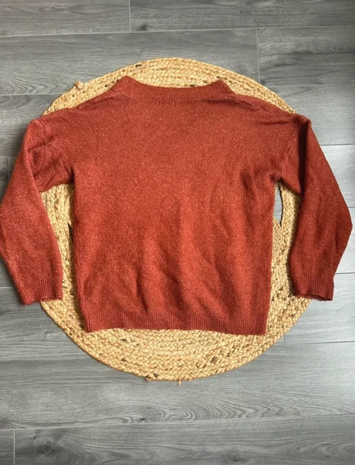 Pull col V Kiabi taille XS - photo numéro 2