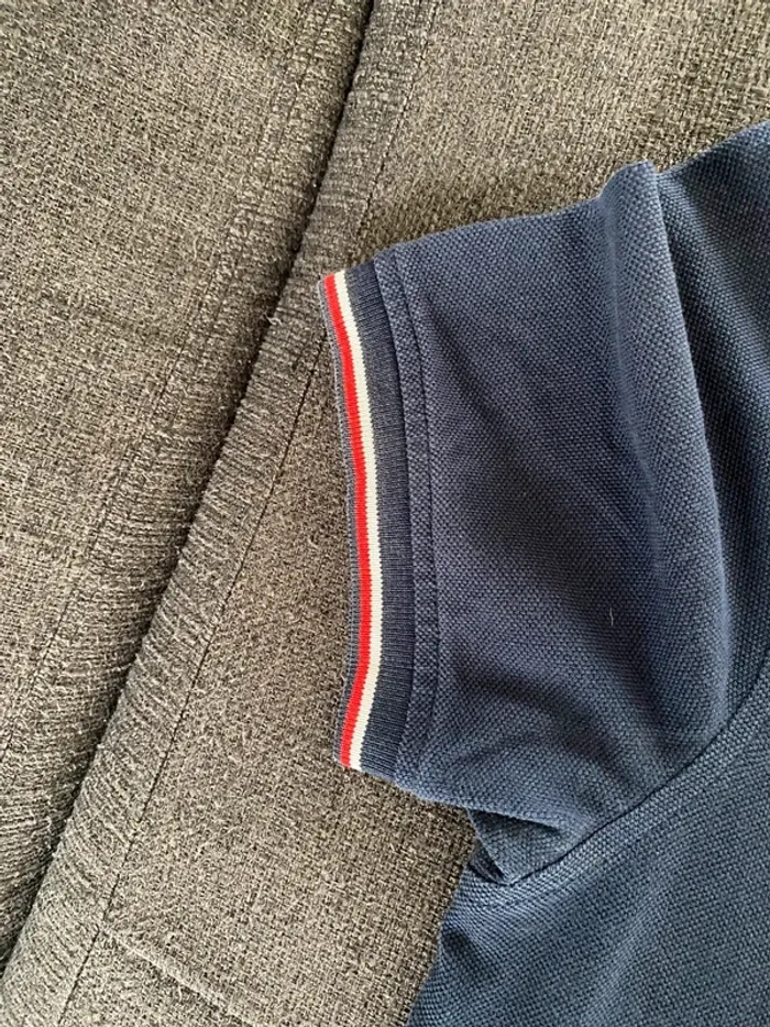 Lot 2 polos Tommy Hilfiger homme taille S Noir & Bleu Marine Très bon état - photo numéro 9