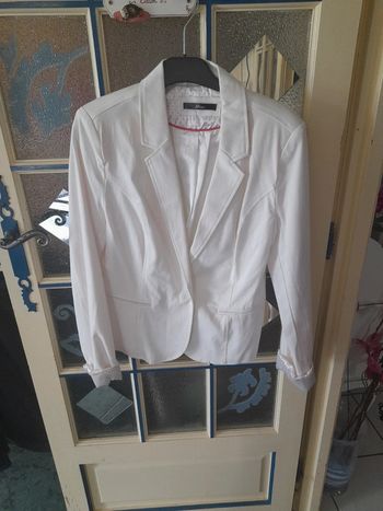 Jolie veste mim