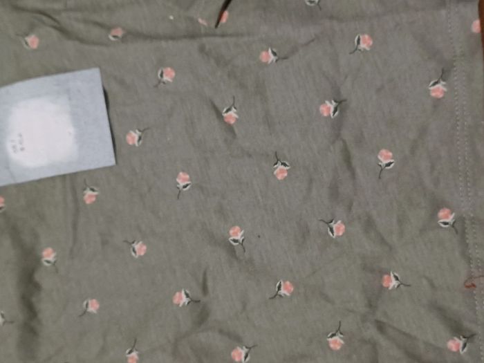 Haut manches longues H&M 9-12 mois - photo numéro 3