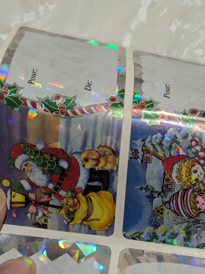 Lot de 12 étiquettes brillantes pour vos cadeaux de Noël. - photo numéro 3