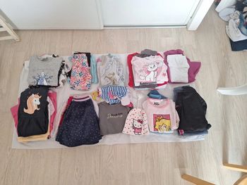 Lot 6 ans fille