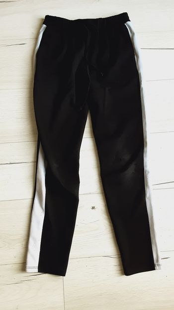 Vêtement fille pantalon jogging survêtement noirbande blanche Zenda taille36