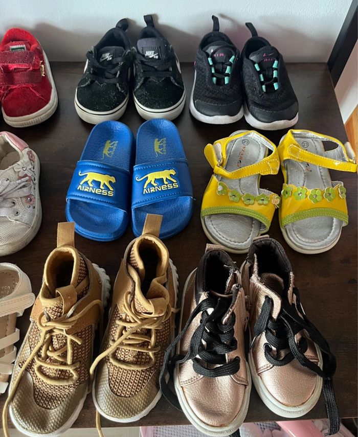 Chaussures Taille 19 à 24 - photo numéro 3