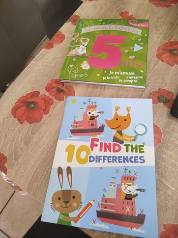 Lot  2 livre