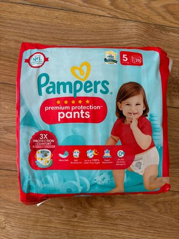 Pampers premium protection pants Taille 5 (12-17 kg)