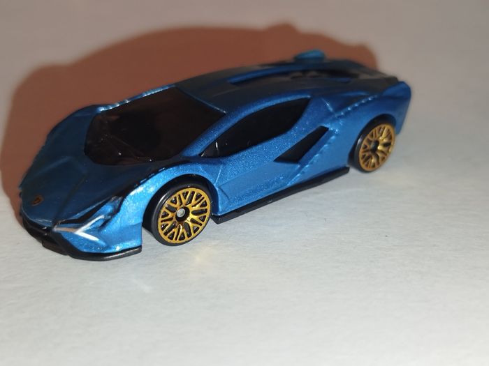 Hot Wheels Lamborghini Sián FKP 37 Exclusive MultiPack 2024 - photo numéro 4
