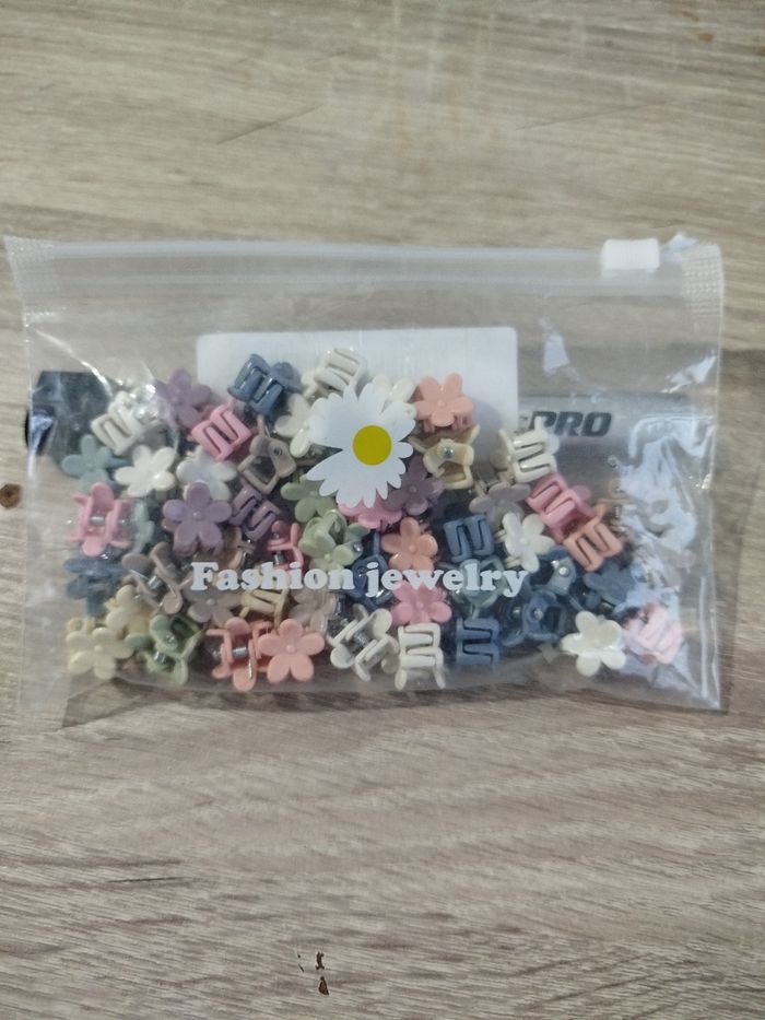 Mini pince à cheveux multicolore - photo numéro 2