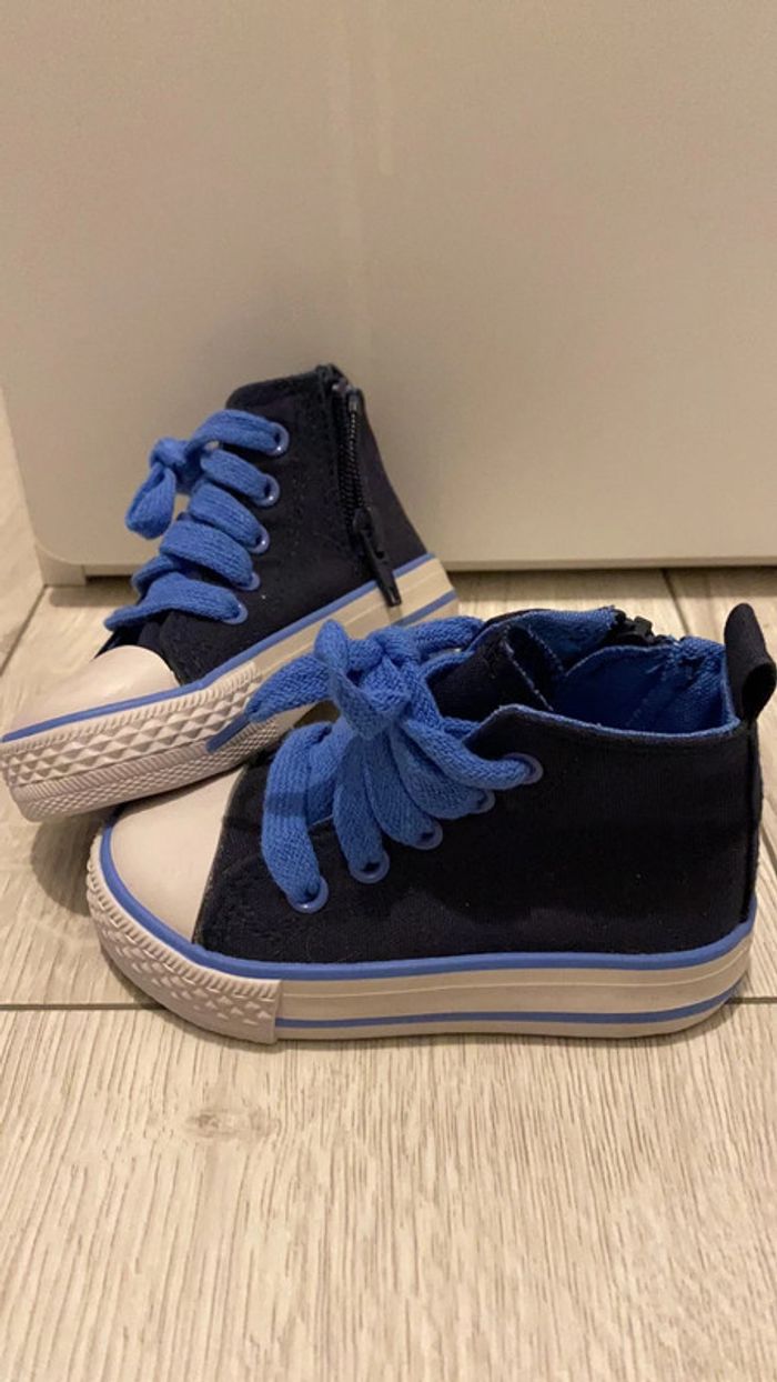 Chaussure converse - photo numéro 2