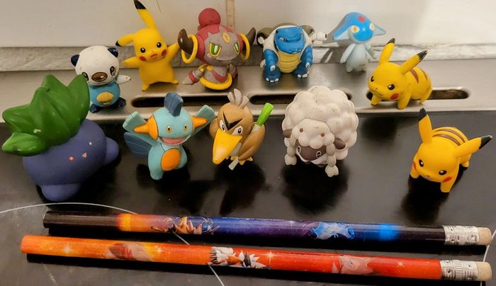 Lot de figurines Pokémon animé Manga Nintendo - photo numéro 2