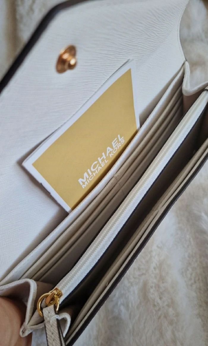 Portefeuille Michael Kors modèle Jet
Set Travel, - photo numéro 5