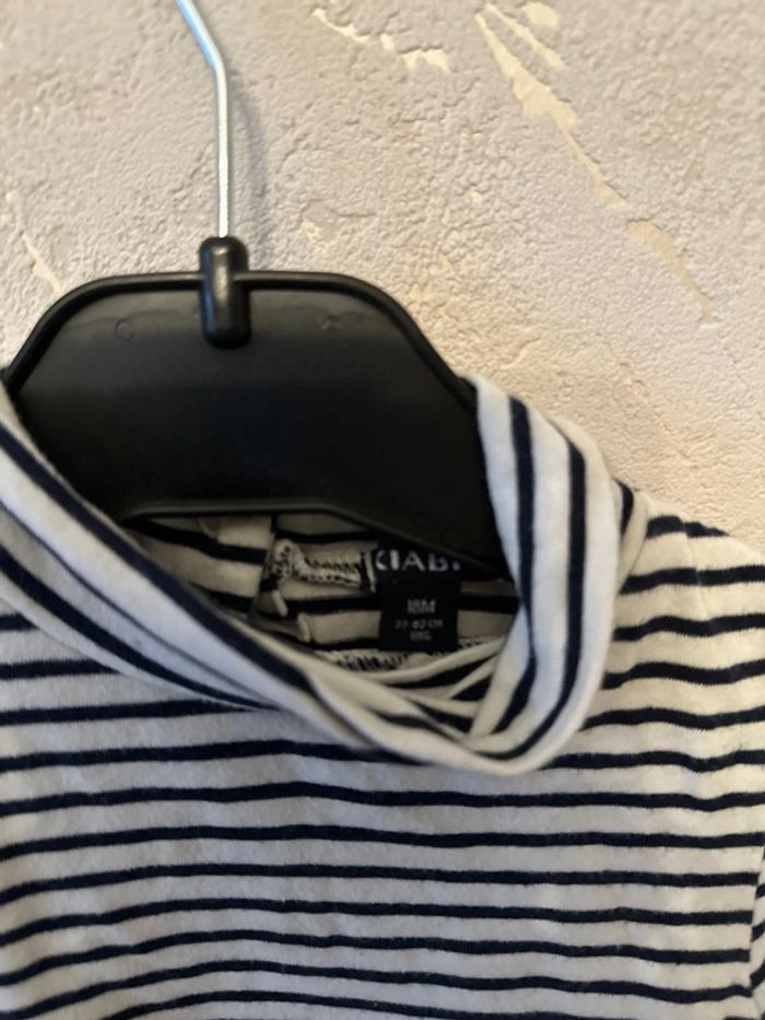 T-shirt col roulé taille 18 mois - photo numéro 3