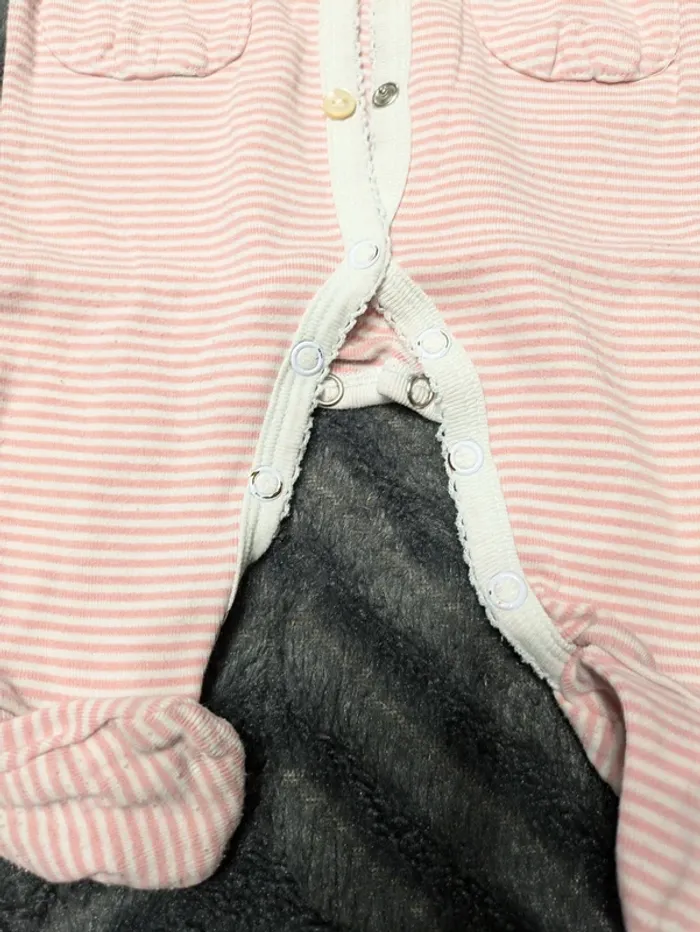 Lot de 5 pyjamas T3mois - photo numéro 8