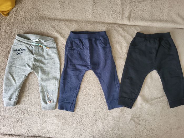 Lot vêtements garçon
18mois - photo numéro 6