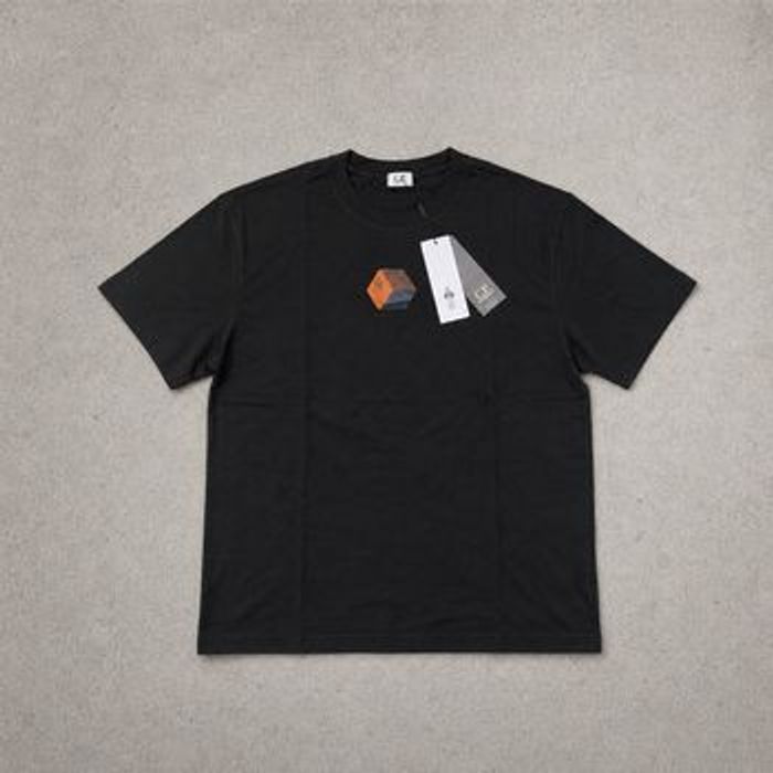 Deux t-shirt cp company taille S - photo numéro 3
