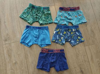 Lot 5 caleçons taille 98-104 cm Cozzi