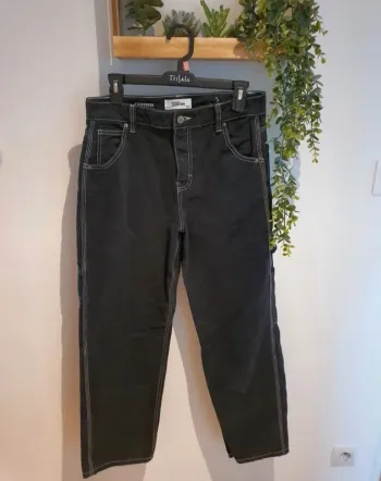 Jean large Taille 38 neuf jennyfer