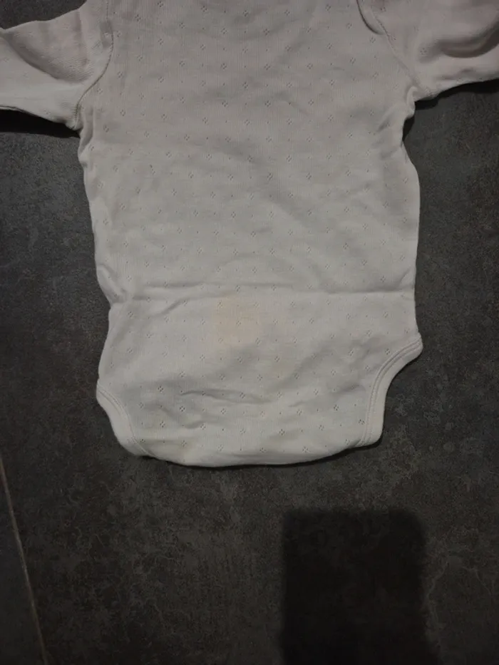 Lot bodies 6 mois bébé fille - photo numéro 9