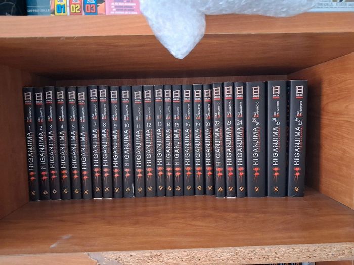 Manga Higanjima tome 1 à 16 + tome 19 20 22 23 24 25 26 29 30 31 32 - photo numéro 13