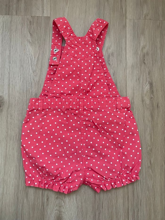 Salopette C&A rouge et blanche 18 mois - photo numéro 2