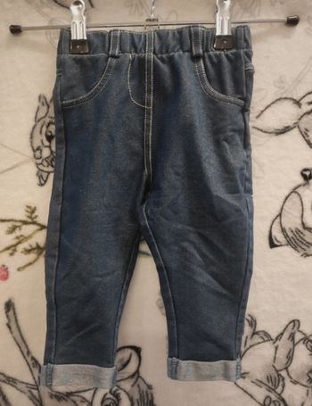 Pantalon taille 12 mois Kiabi