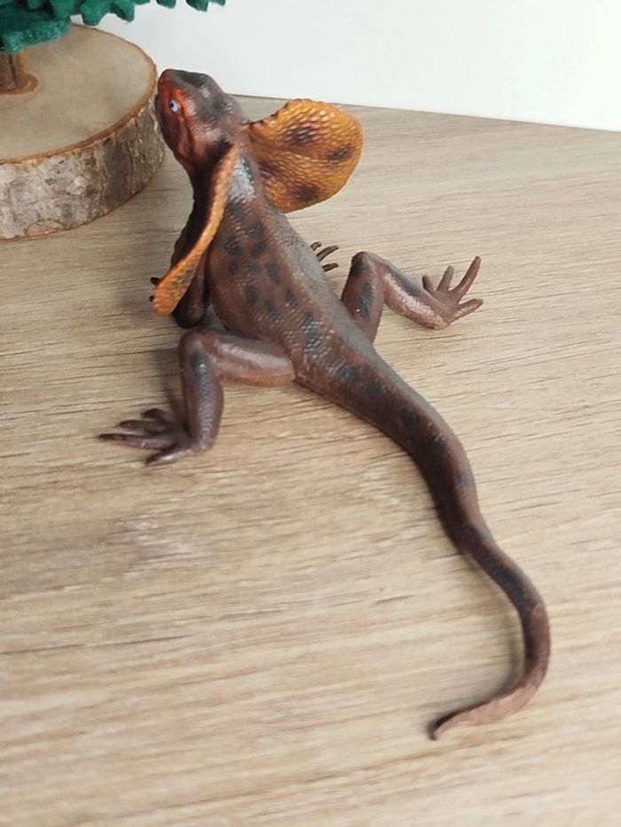 PAPO lézard a collerette Figurine Animal d'Amérique du Sud - photo numéro 4