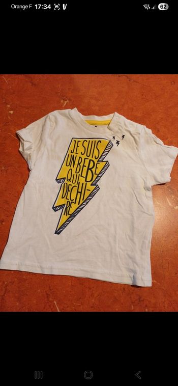 T.shirt garçon taille 24 mois