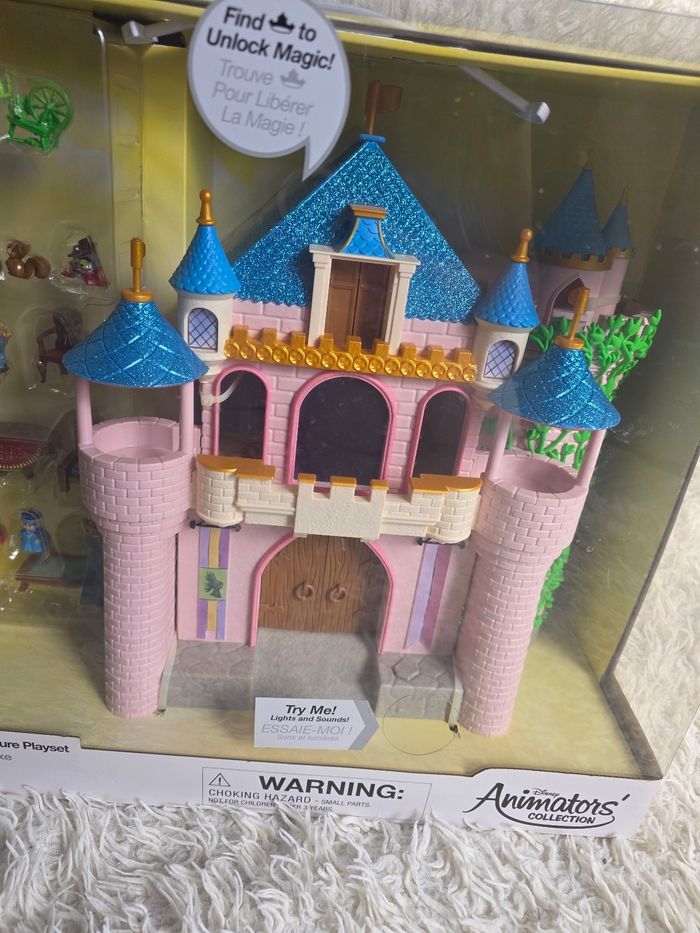 Chateau disney little animator princesse Aurore de luxe disneyland paris - photo numéro 2